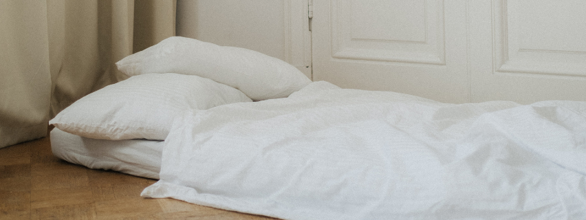 Co je futonová postel a proč je lepší ta klasická?