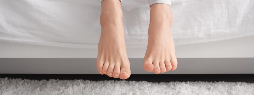 Vysoké vs. nízké postele: jaká je ideální výška postele?