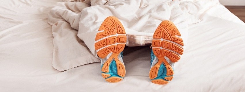 Jak sport a jídlo ovlivňuje spánek