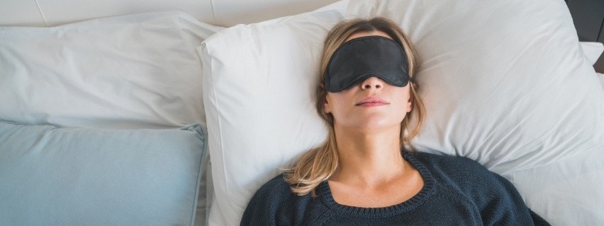 Spací pozice ovlivňuje zdraví. Může léčit astma, bolest hlavy i pálení žáhy