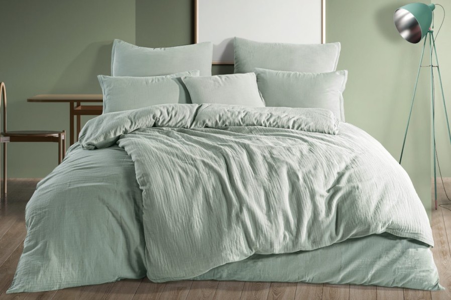 Mušelínové povlečení ze 100% bavlny pro pocit maximálního pohodlí a ničím nerušený spánek.