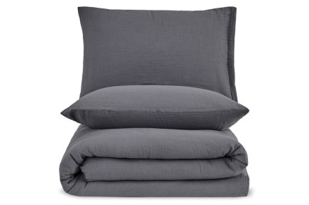 Mušelínové povlečení ze 100% bavlny pro pocit maximálního pohodlí a ničím nerušený spánek.