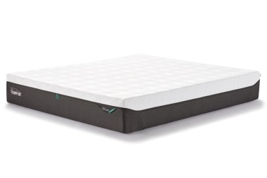 3 - středně tvrdá | Pěnová matrace | Výška 30 cm | Nosnost 150 kg | Záruka 10 let