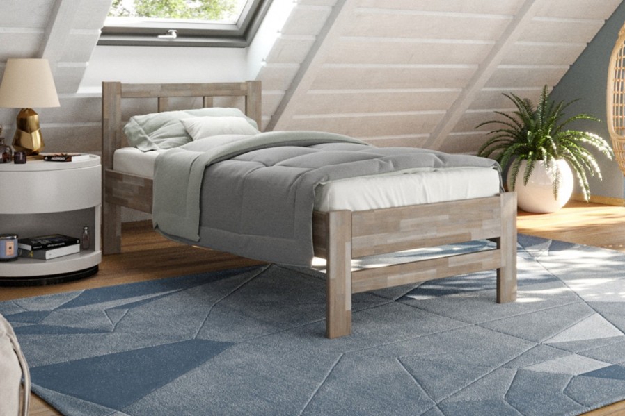 Milujete vůni dřeva? Pak je tato celomasivní postel perfektní volbou pro vás, jelikož je postavena z nejkvalitnějších dřevin buku a dubu.