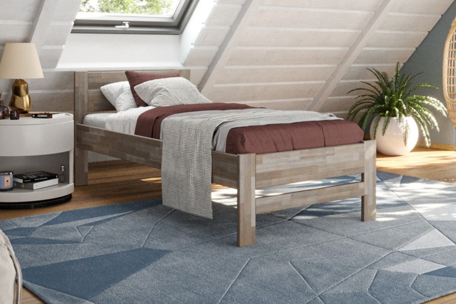 Postel Emily je velmi oblíbené jednolůžko, které se bude hodit do dětského pokoje i ložnice. Dokonalá vůně dřeva navodí v místnosti úžasnou atmosféru, která bude pro spánek ideální