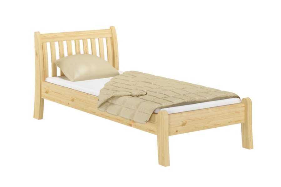 Felix představuje čistý estonský styl. Nádherné borovicové dřevo pokryté bezbarvým lakem, které více zviditelní celou strukturu.