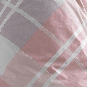 Povlečení Klinmam Home je vyrobeno z kvalitní Renforcé bavlny, jejíž vlákna jsou mnohem jemnější, hladší a příjemnější než obyčejná bavlna.