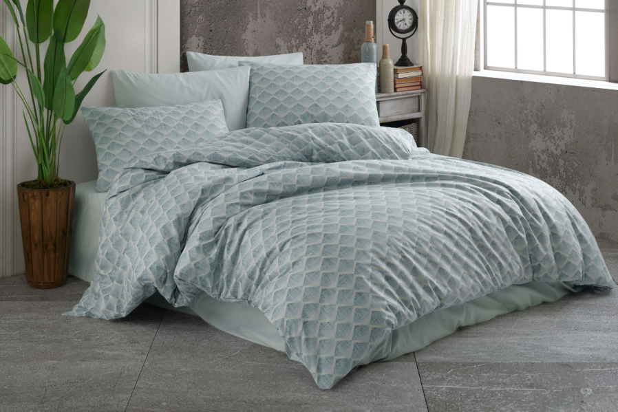 Povlečení Klinmam Home je vyrobeno z kvalitní Renforcé bavlny, jejíž vlákna jsou mnohem jemnější, hladší a příjemnější než obyčejná bavlna.