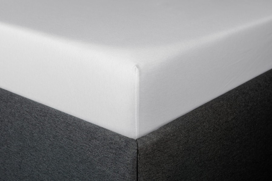 Prostěradla Klinmam Jersey jsou vyrobena z prvotřídních jemných přízí. Jsou dokonale měkká a velmi příjemná na dotek.