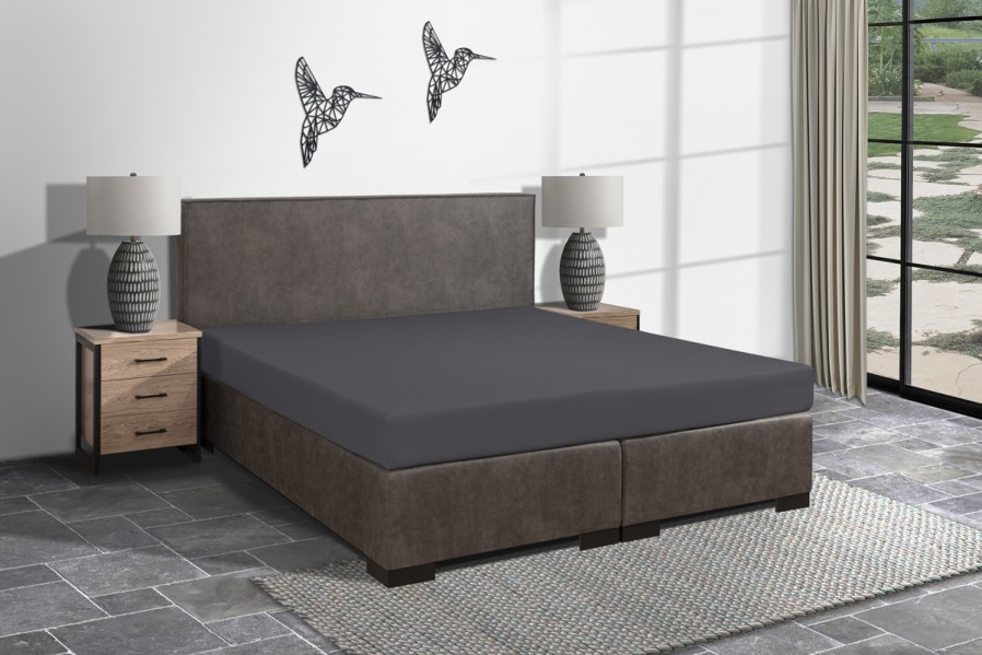 Kvalitní prostěradlo ve složení bavlny a elastanu.