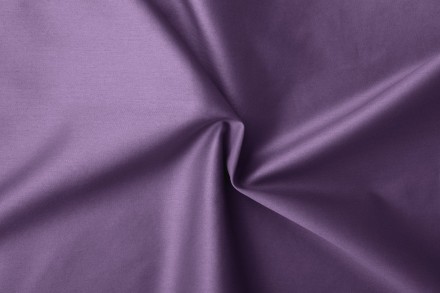 Prémiové jednobarevné povlečení značky Klinmam vyrobené z nejjemnější dlouho vláknité česané egyptské bavlny.