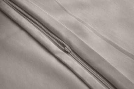 Prémiové jednobarevné povlečení značky Klinmam vyrobené z nejjemnější dlouho vláknité česané egyptské bavlny.