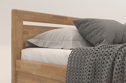 Postel Venta si můžete vybrat v provedení z masivního dubového nebo bukového dřeva.