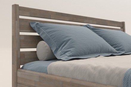 Postel Lugo je praktická, pevná a elegantní celomasivní postel.