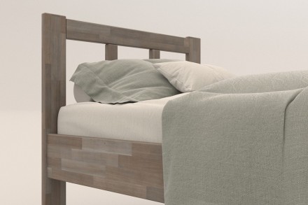 Milujete vůni dřeva? Pak je tato celomasivní postel perfektní volbou pro vás, jelikož je postavena z nejkvalitnějších dřevin buku a dubu.