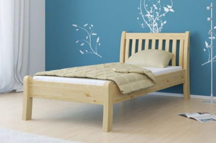 Felix představuje čistý estonský styl. Nádherné borovicové dřevo pokryté bezbarvým lakem, které více zviditelní celou strukturu.