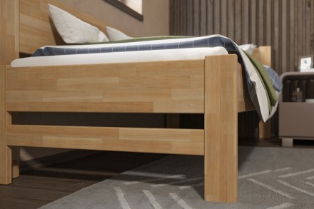 Vícegenrační postel z těch nejlepších možných materiálů byla vyrobena precizně. Pokud hledáte postel, která vám vydrží desítky let, tak je celomasivní postel Amelia to správné řešení.