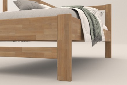 Milujete vůni dřeva? Pak je tato celomasivní postel perfektní volbou pro vás, jelikož je postavena z nejkvalitnějších dřevin buku a dubu.