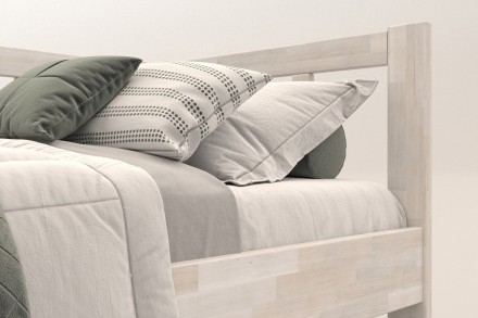 Milujete vůni dřeva? Pak je tato celomasivní postel perfektní volbou pro vás, jelikož je postavena z nejkvalitnějších dřevin buku a dubu.