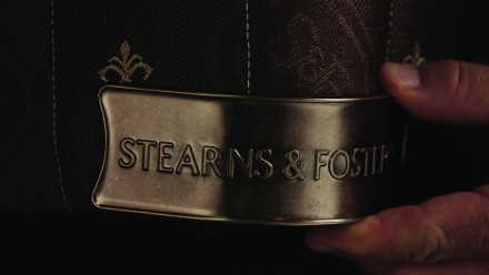 Luxusní 39 cm vysoká pružinová matrace Stearns & Foster Pillow Top.