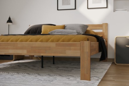 Celomasivní postel z buku nebo dubu