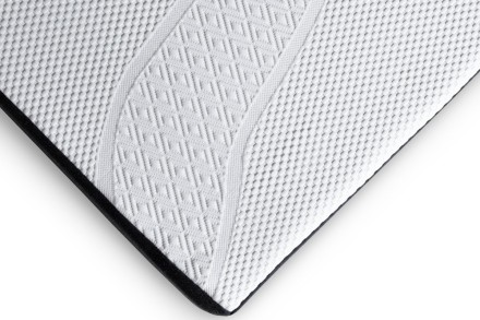 Hybridní matrace Mlily Bloom Hybrid s kombinací paměťové pěny a taštičkových pružin přináší dokonalý odpočinek.