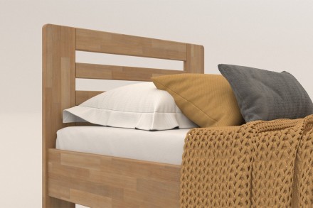 Postel Lola je praktická a pevná celomasivní postel.