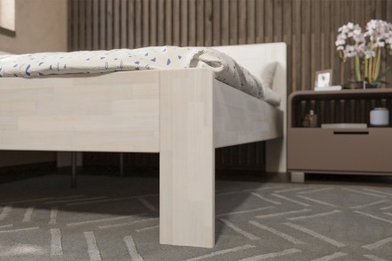 Postel Amien je velmi oblíbené jednolůžko, které se bude hodit do dětského pokoje i ložnice. Dokonalá vůně dřeva navodí v místnosti úžasnou atmosféru, která bude pro spánek ideální