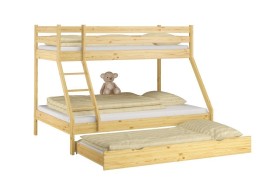 Theo je patrová postel pro tři děti, která spojuje precizní zpracování s vysokou funkčností.