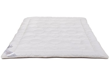 Celoroční přikrývka pro alergiky z přírodních materiálů Merino Wool